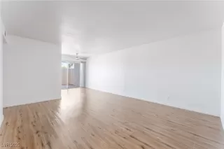 Photo #2: 2694639 Listing