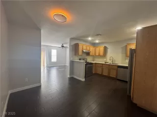 Photo #1: 2694642 Listing 