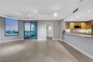 Photo #4: 2694710 Listing