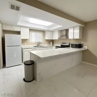 Photo #4: 2694718 Listing 