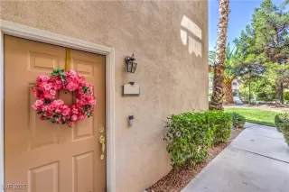 Photo #2: 2694720 Listing