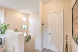 Photo #3: 2694720 Listing