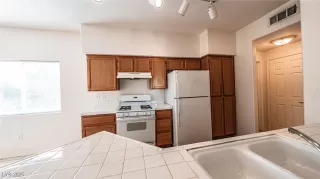 Photo #6: 2694752 Listing 