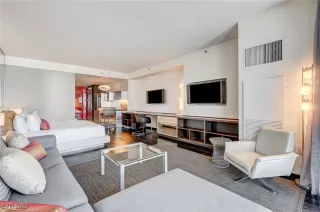 Photo #4: 2694758 Listing