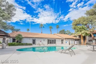 Photo #2: 2694763 Listing 