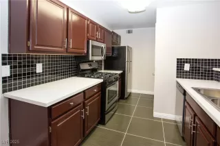 Photo #3: 2694775 Listing 