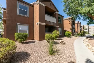 Photo #5: 2694782 Listing