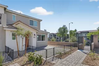 Photo #2: 2694928 Listing 