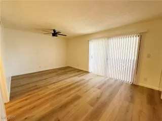 Photo #2: 2694943 Listing 