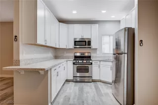 Photo #6: 2694965 Listing 