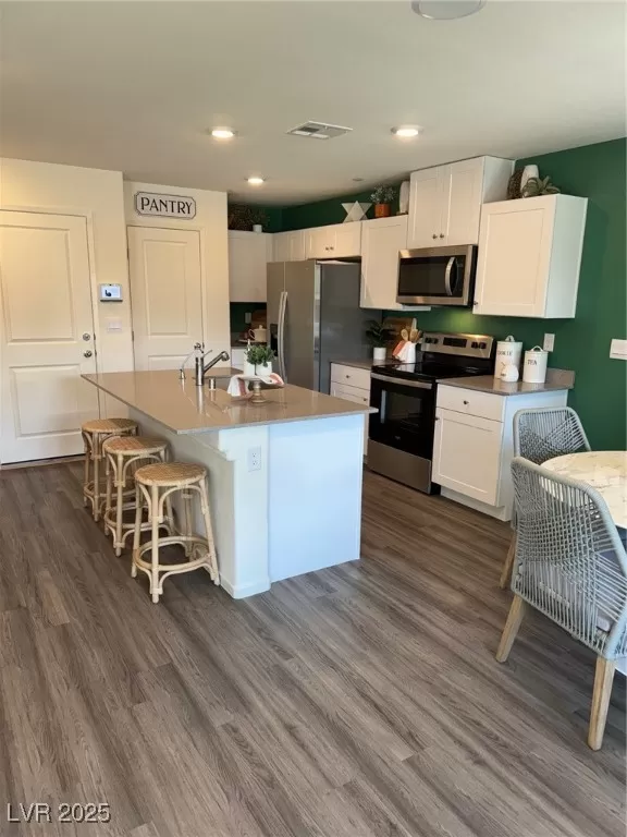 MLS: 2694991 Condo For Sale