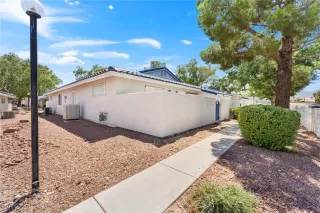 Photo #1: 2695027 Listing