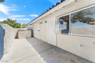 Photo #3: 2695027 Listing