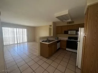 Photo #5: 2695031 Listing 