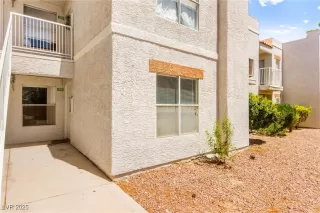 Photo #5: 2695052 Listing