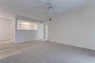 Photo #2: 2695090 Listing 