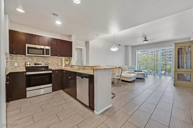 MLS: 2695101 Condo For Sale