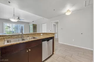 Photo #3: 2695101 Listing 