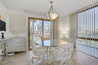 Photo #5: 2695102 Listing 