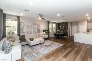 Photo #4: 2695119 Listing 