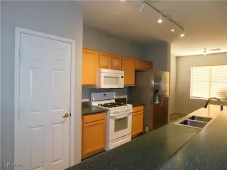 Photo #6: 2695120 Listing 