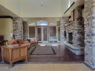 Photo #4: 2695135 Listing 