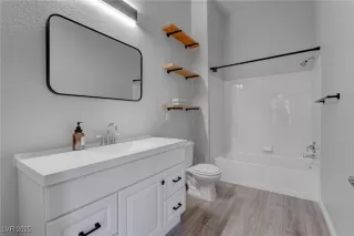 Photo #4: 2695137 Listing