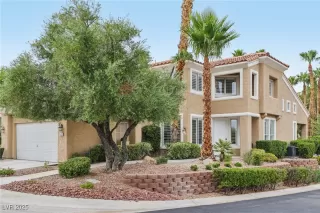 Photo #1: 2695143 Listing 