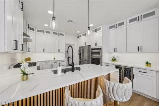 Photo #4: 2695143 Listing 