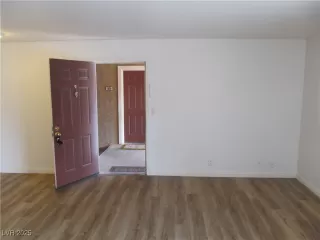 Photo #3: 2695147 Listing 