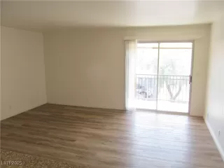 Photo #4: 2695147 Listing 