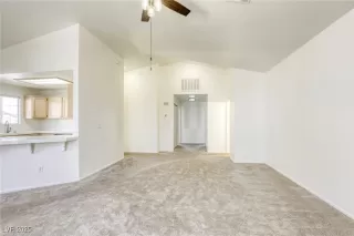 Photo #6: 2695151 Listing 