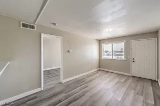 Photo #1: 2695191 Listing 