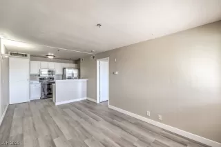 Photo #4: 2695191 Listing 