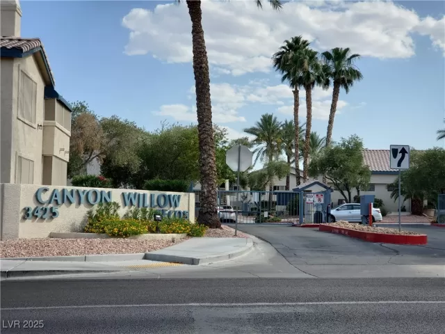 MLS: 2695214 Condo For Sale