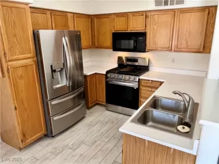 Photo #5: 2695214 Listing 