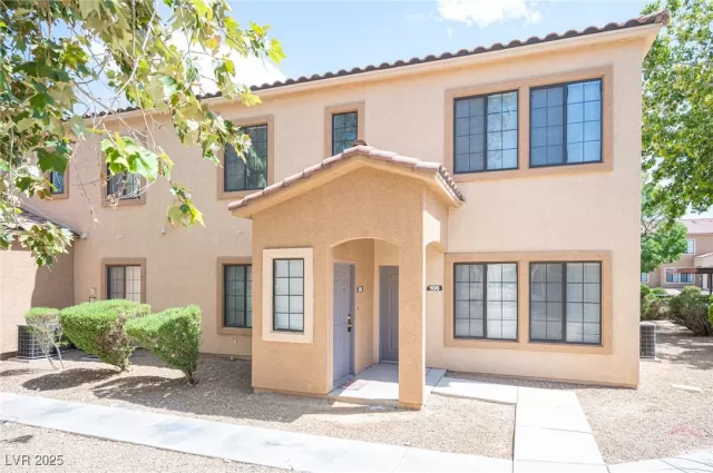 MLS: 2695218 Condo For Sale