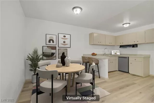 MLS: 2695244 Condo For Sale