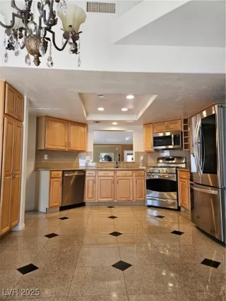 Photo #4: 2695258 Listing 