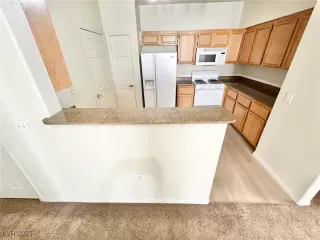 Photo #5: 2695286 Listing 