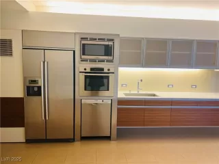 Photo #3: 2695304 Listing 