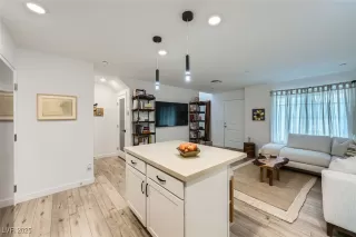 Photo #5: 2695305 Listing 