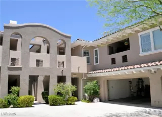 Photo #1: 2695313 Listing 