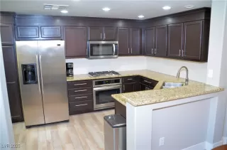 Photo #2: 2695313 Listing 