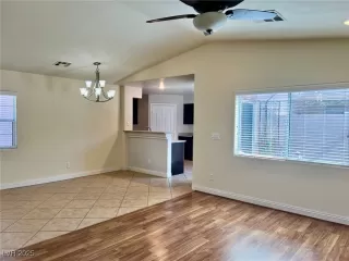 Photo #5: 2695321 Listing 