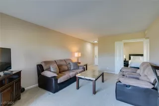 Photo #3: 2695339 Listing 