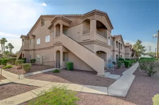 Photo #2: 2695351 Listing 