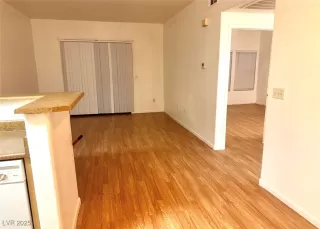 Photo #3: 2695355 Listing 