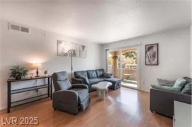 MLS: 2695374 Condo For Sale