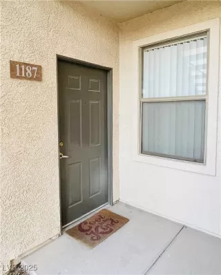 Photo #1: 2695379 Listing 